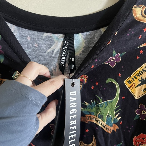 Dangerfield Dinosaur Dress Size 18 Tattoo Print Shirt Dress Length Cap Sleeve - Picture 4 of 7